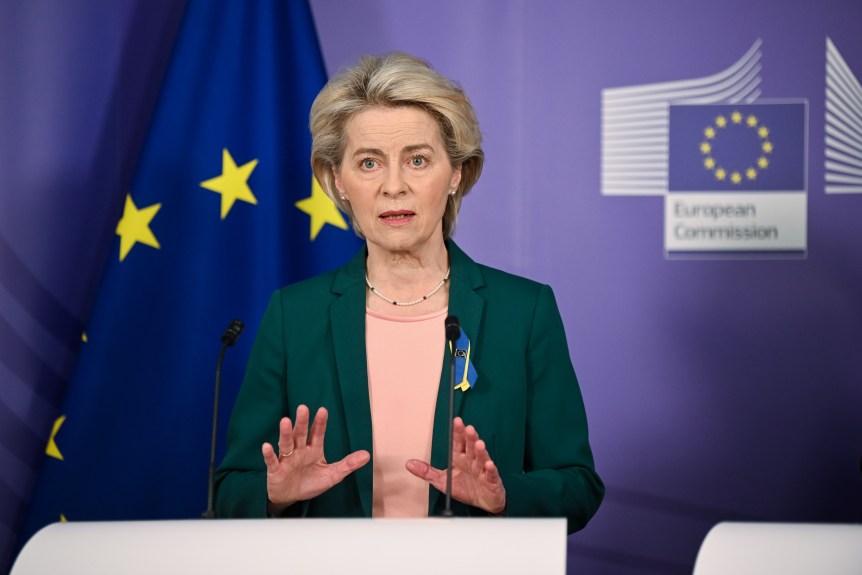 L’UE condamne les crimes de guerre, adopte une cinquième série de sanctions et continue de venir en aide aux populations ukrainiennes