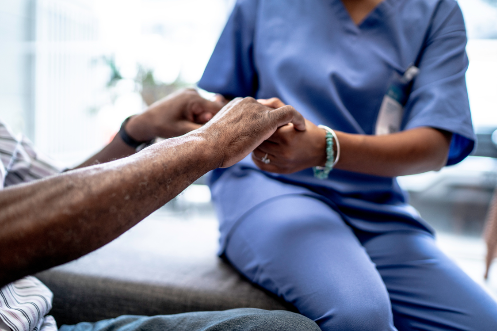 Santé : la Commission soutient des actions pour attirer et retenir les infirmières en Europe
