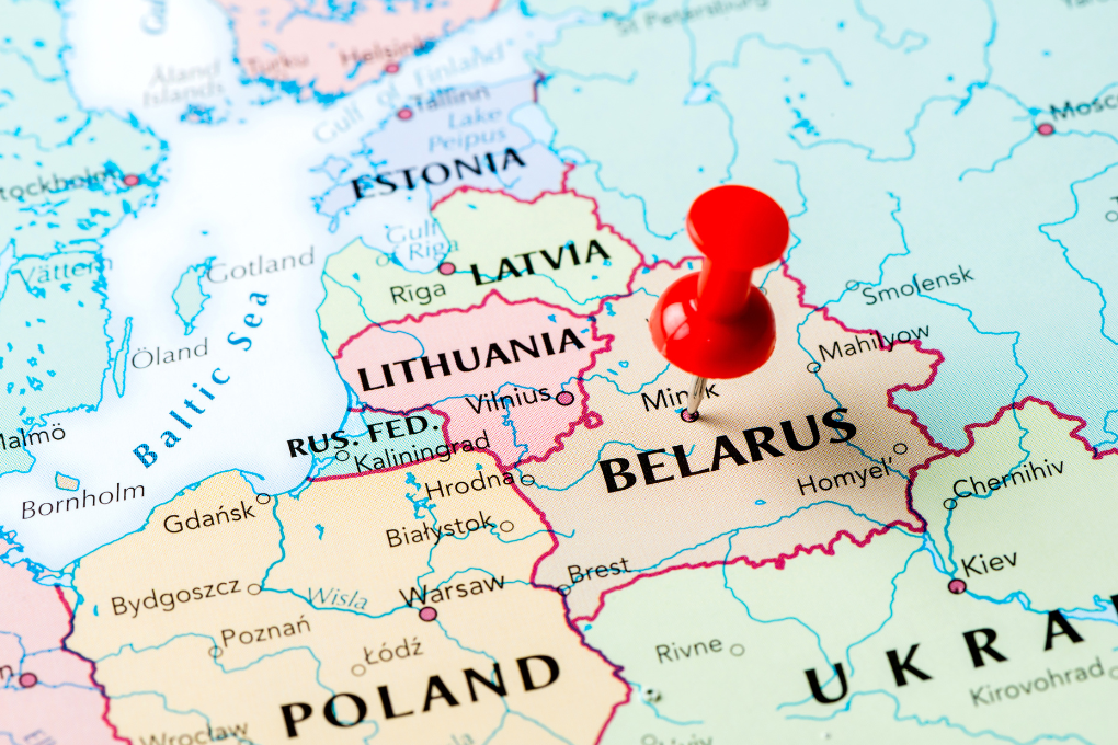 Le Parlement dénonce le simulacre d’élection présidentielle à venir au Bélarus