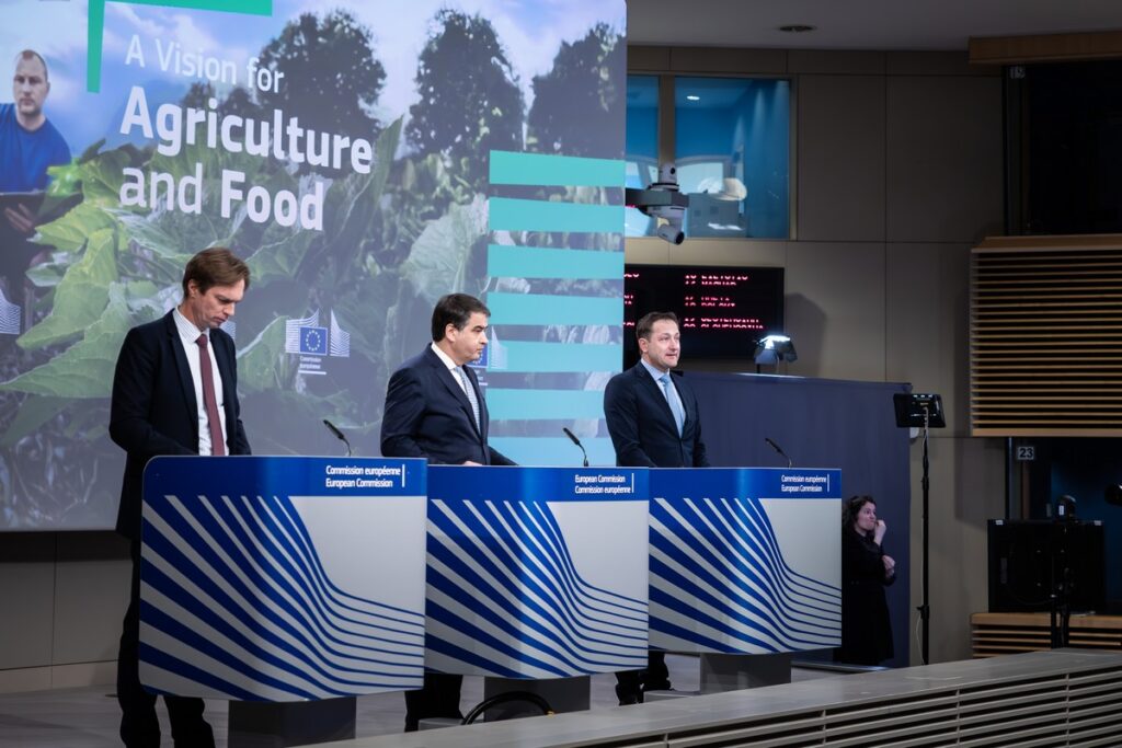 La Commission présente sa feuille de route pour un secteur agricole et agroalimentaire européen prospère