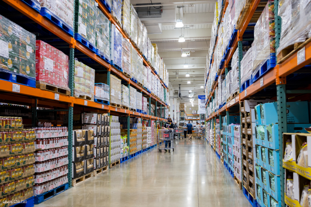 L&rsquo;UE suspend les contre-mesures contre les droits de douane américains pour laisser place aux négociations